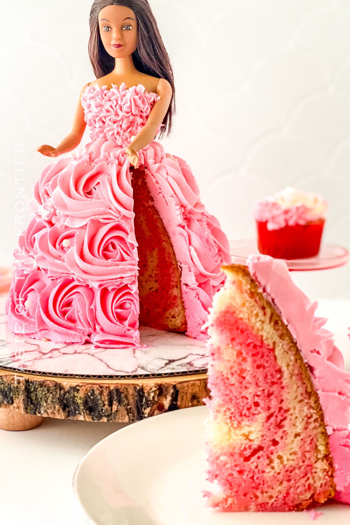 Best Barbie Doll Birthday Cakes Ideas by SendBestGift