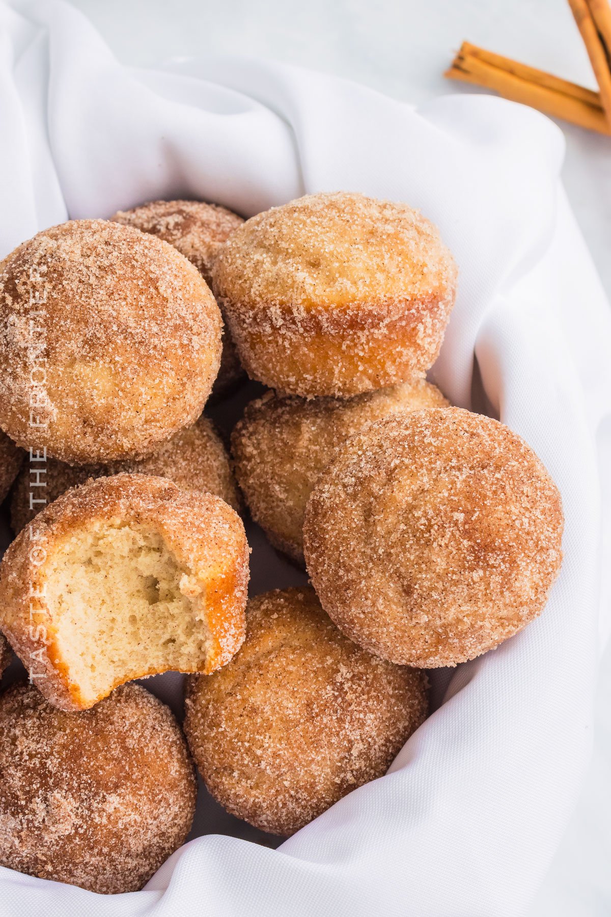 Easy Cinnamon Sugar Muffins