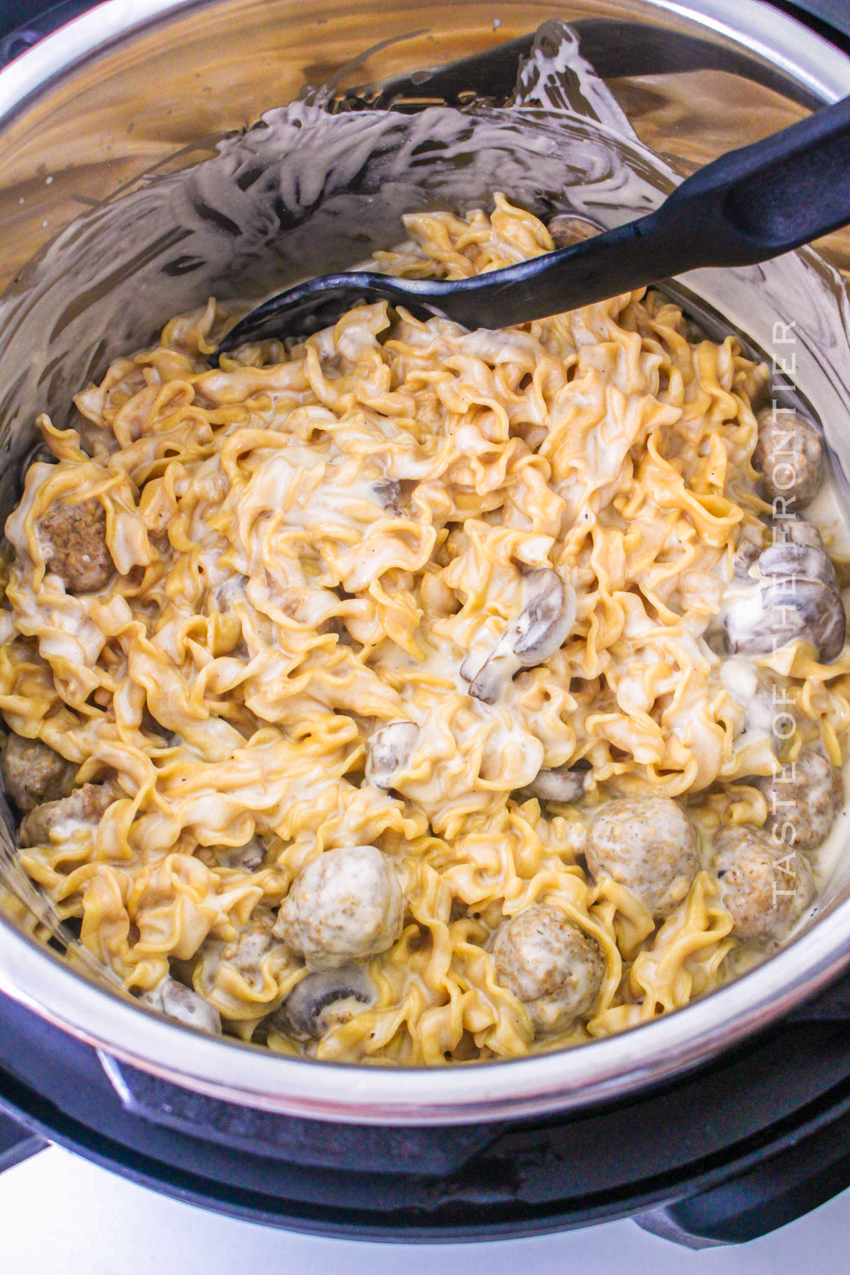 how to make Instant Pot Meatball Stroganoff