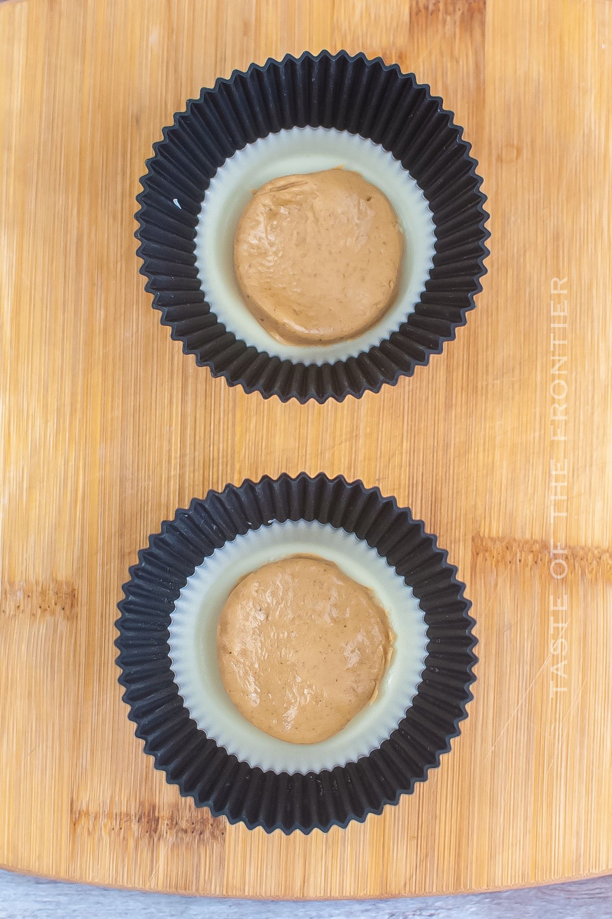 how to make White Chocolate Peanut Butter Cups