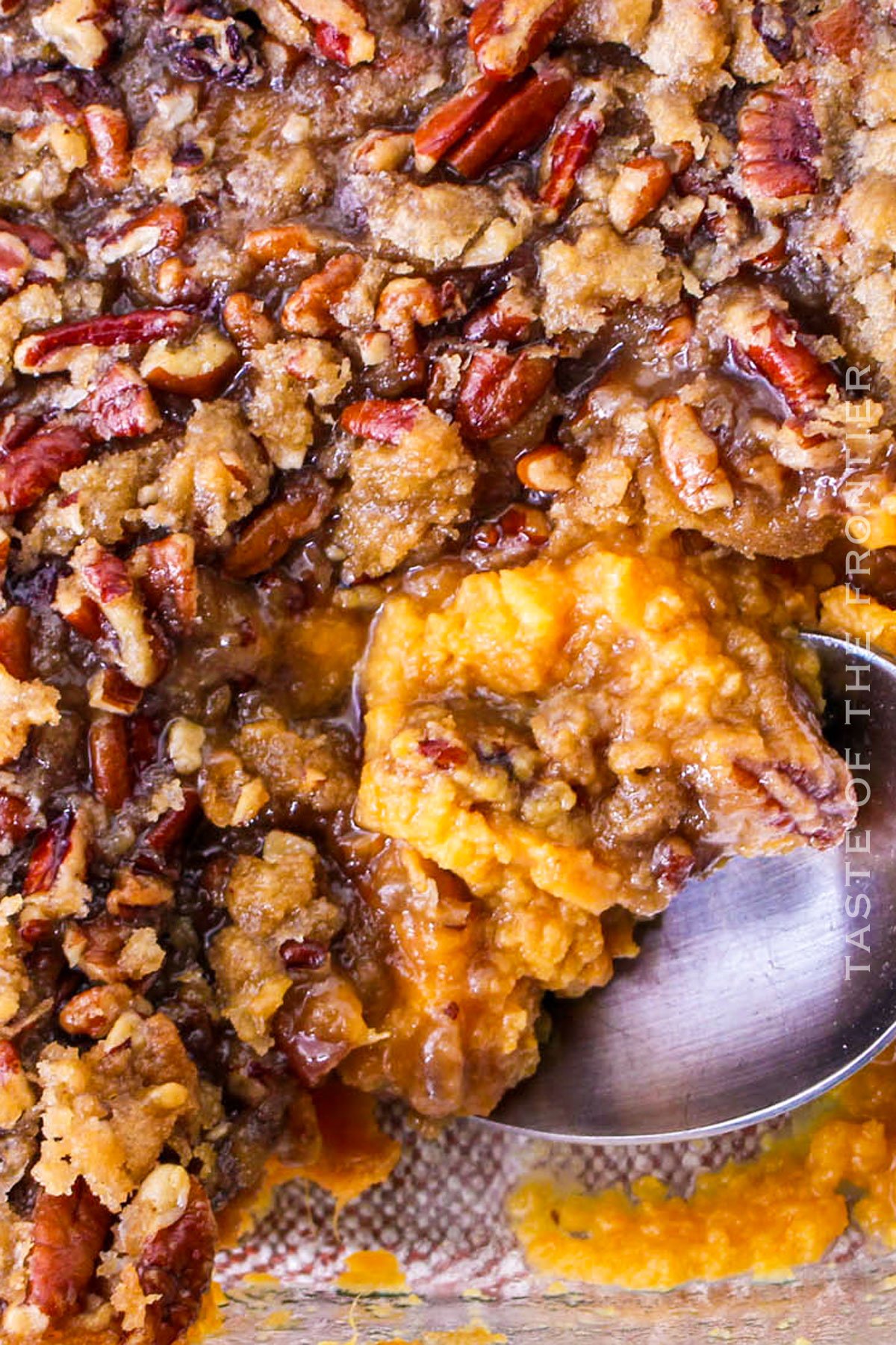 thanksgiing casserole with pecans