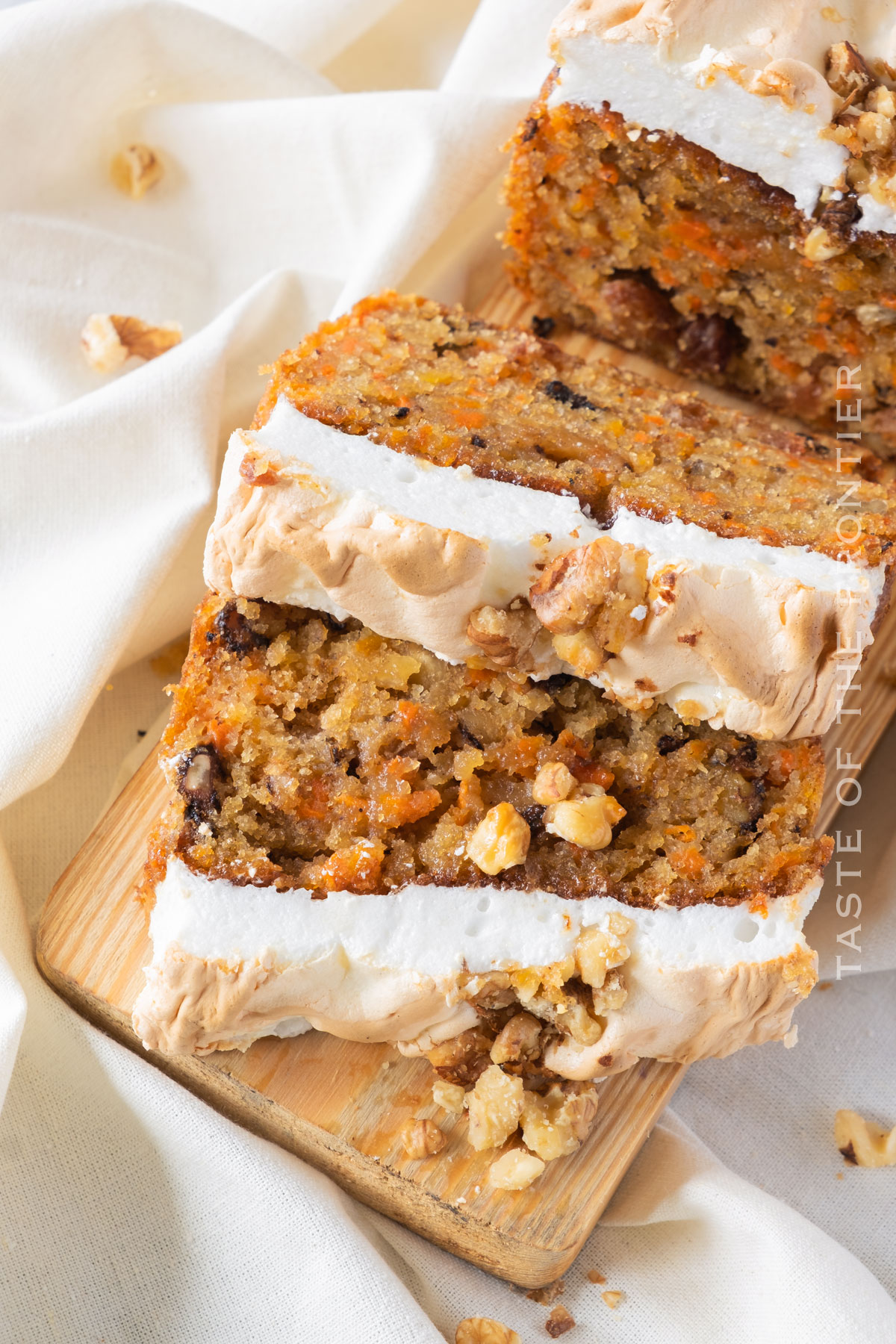 spice bread with walnuts
