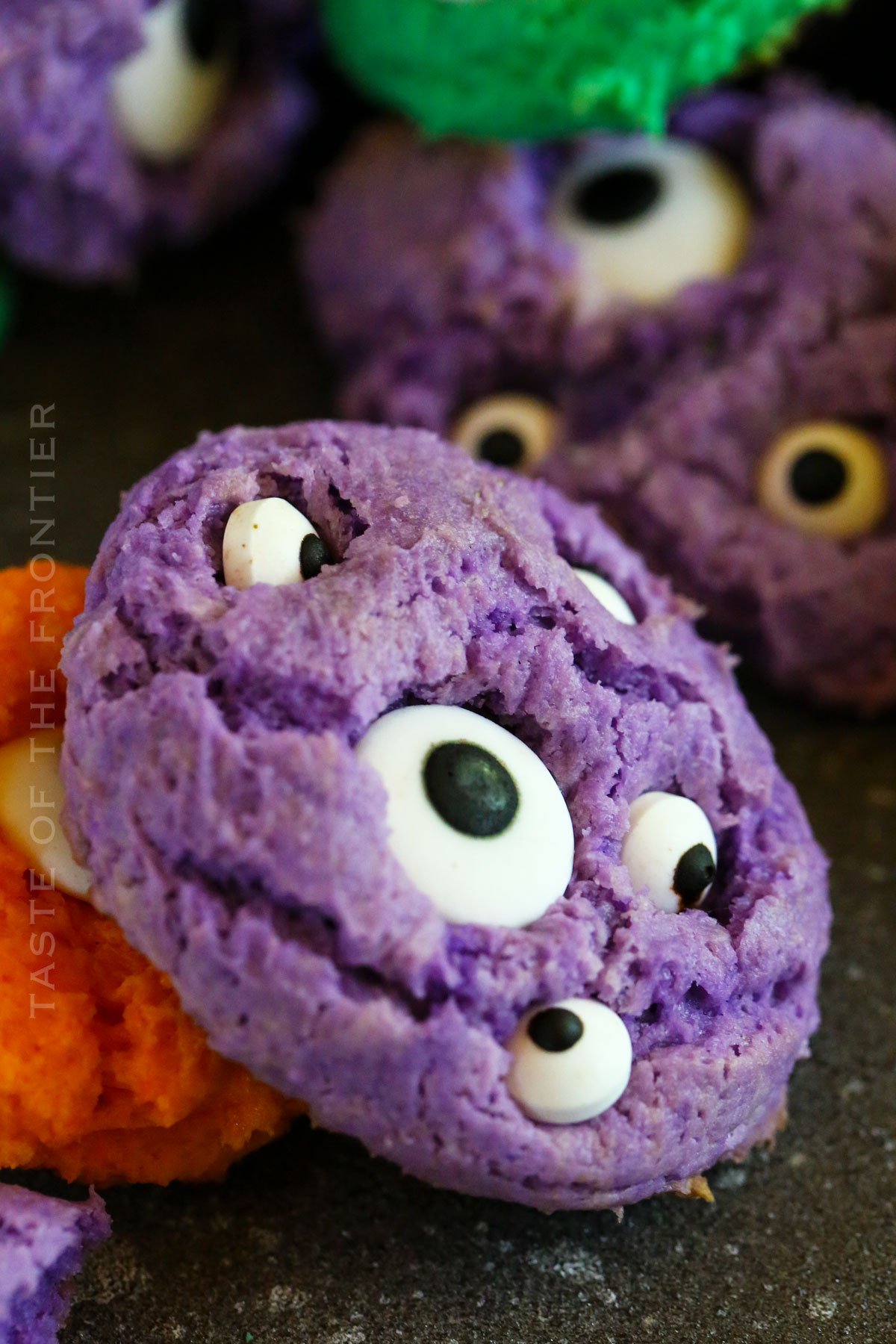 Halloween eyeball cookies