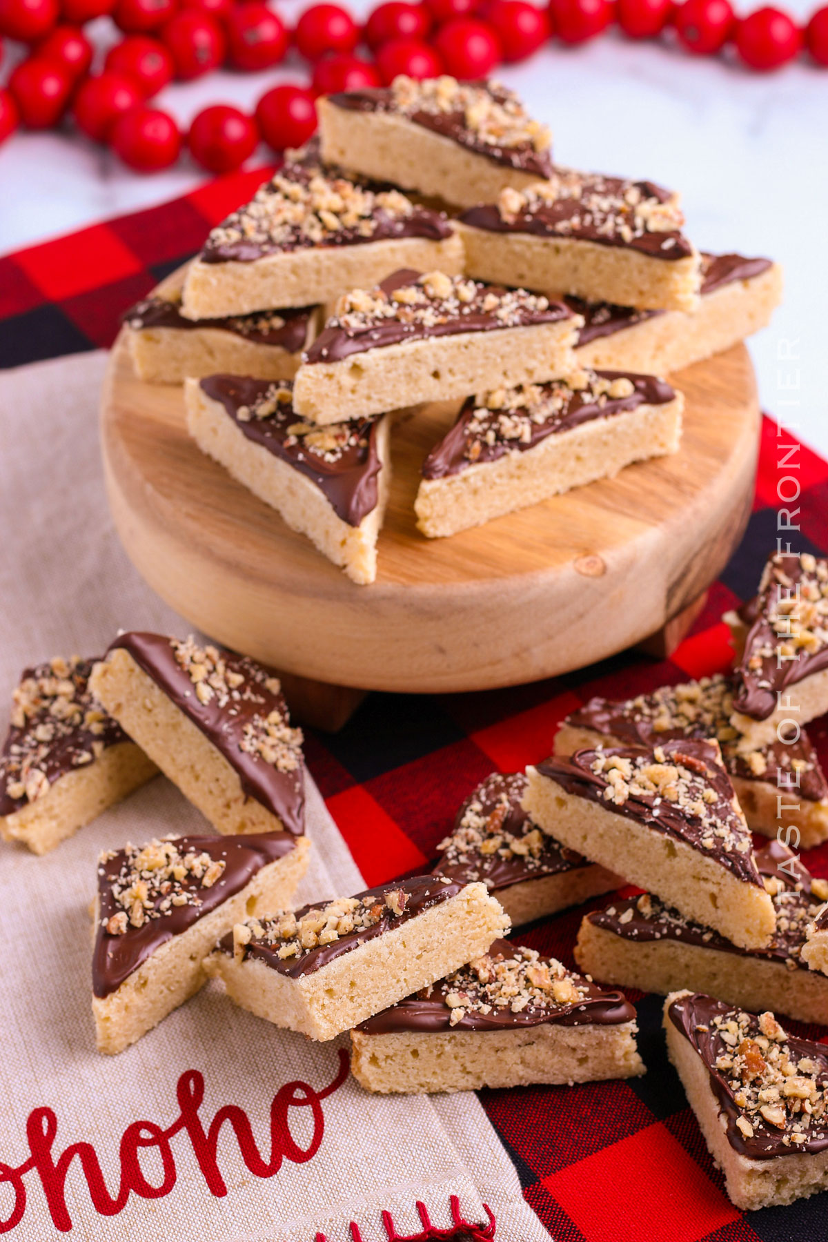 cookies with chocolate frosting