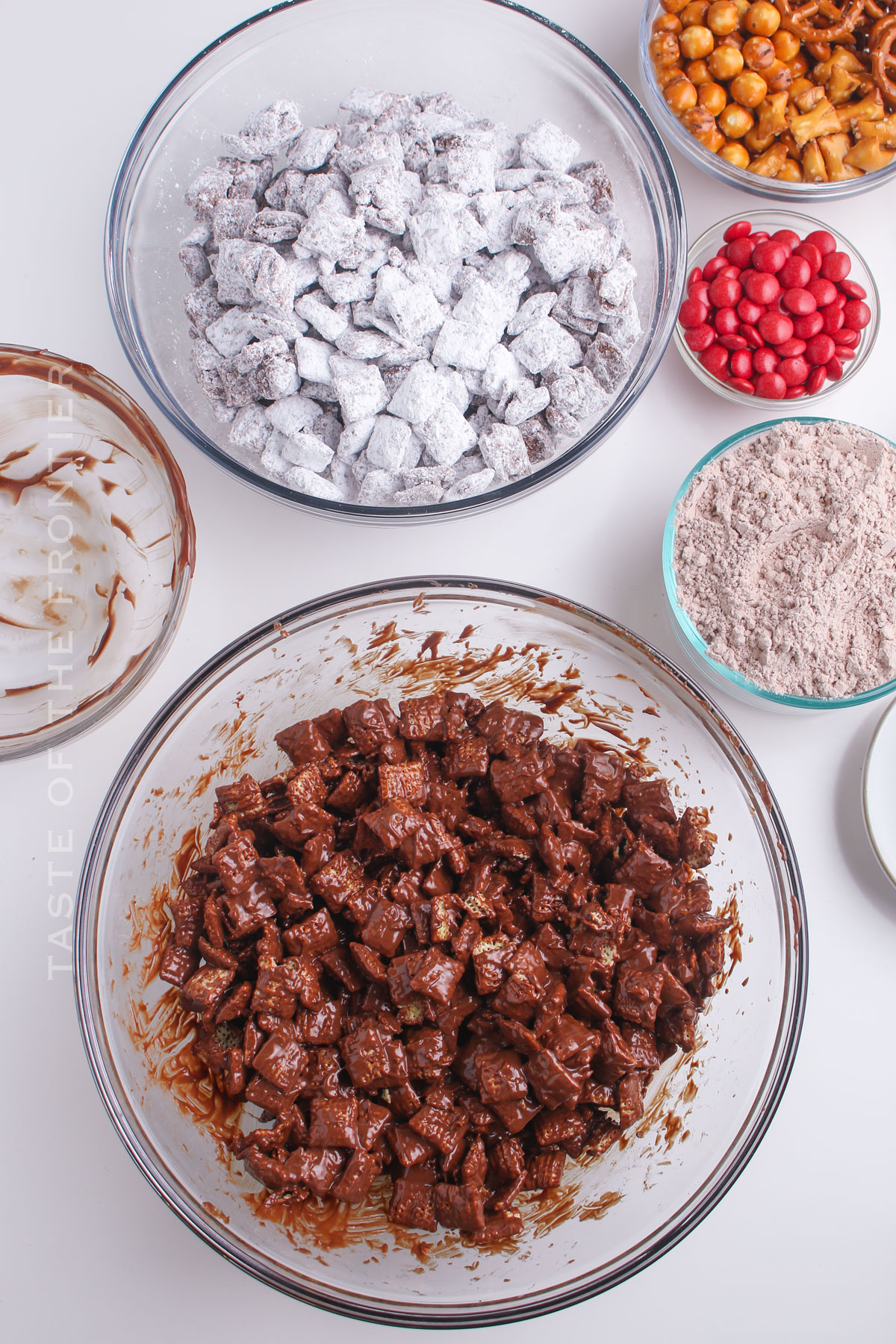 brownie snack mix