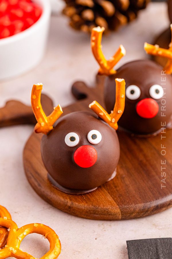 Reindeer Oreo Balls