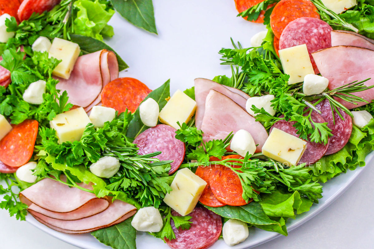 making a holiday snack board wreath