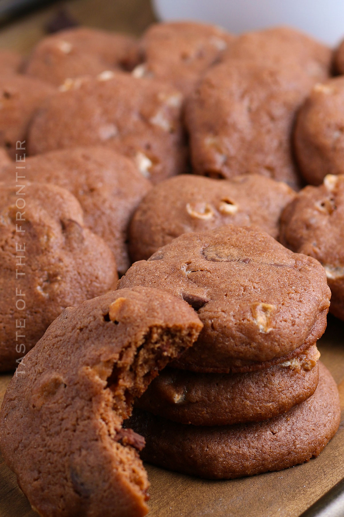 stack of chocolate cocoa cookies