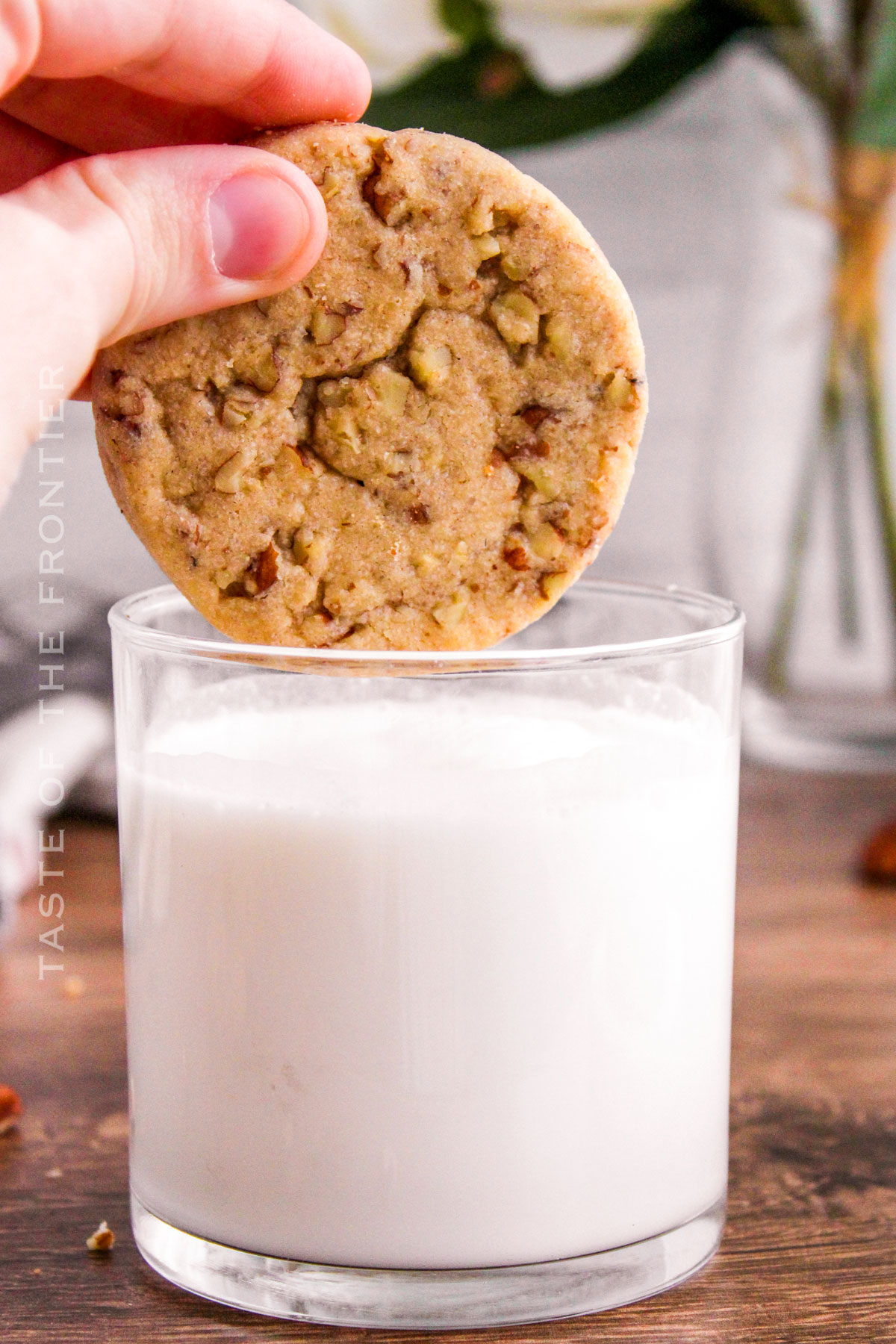 dunking cookies