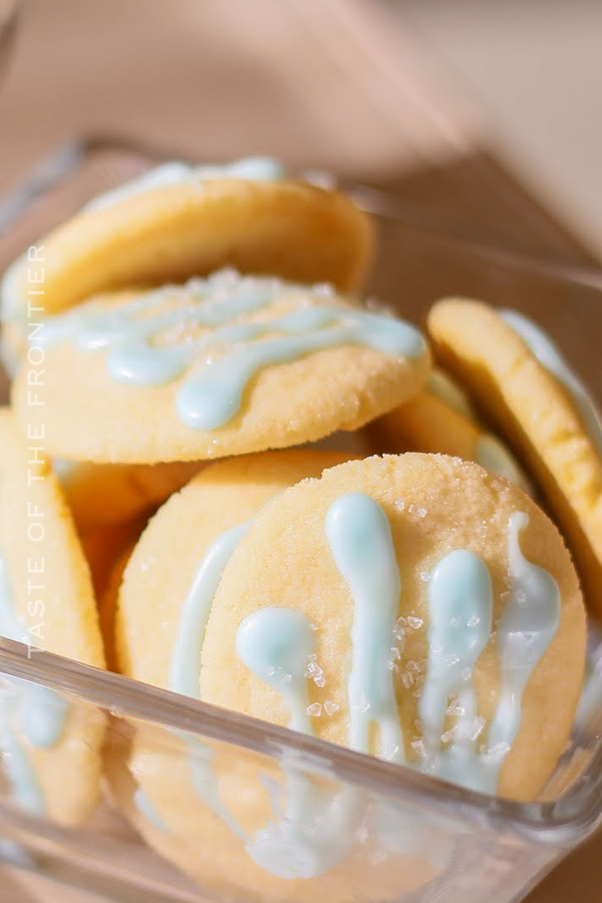 drizzled cookies with icing