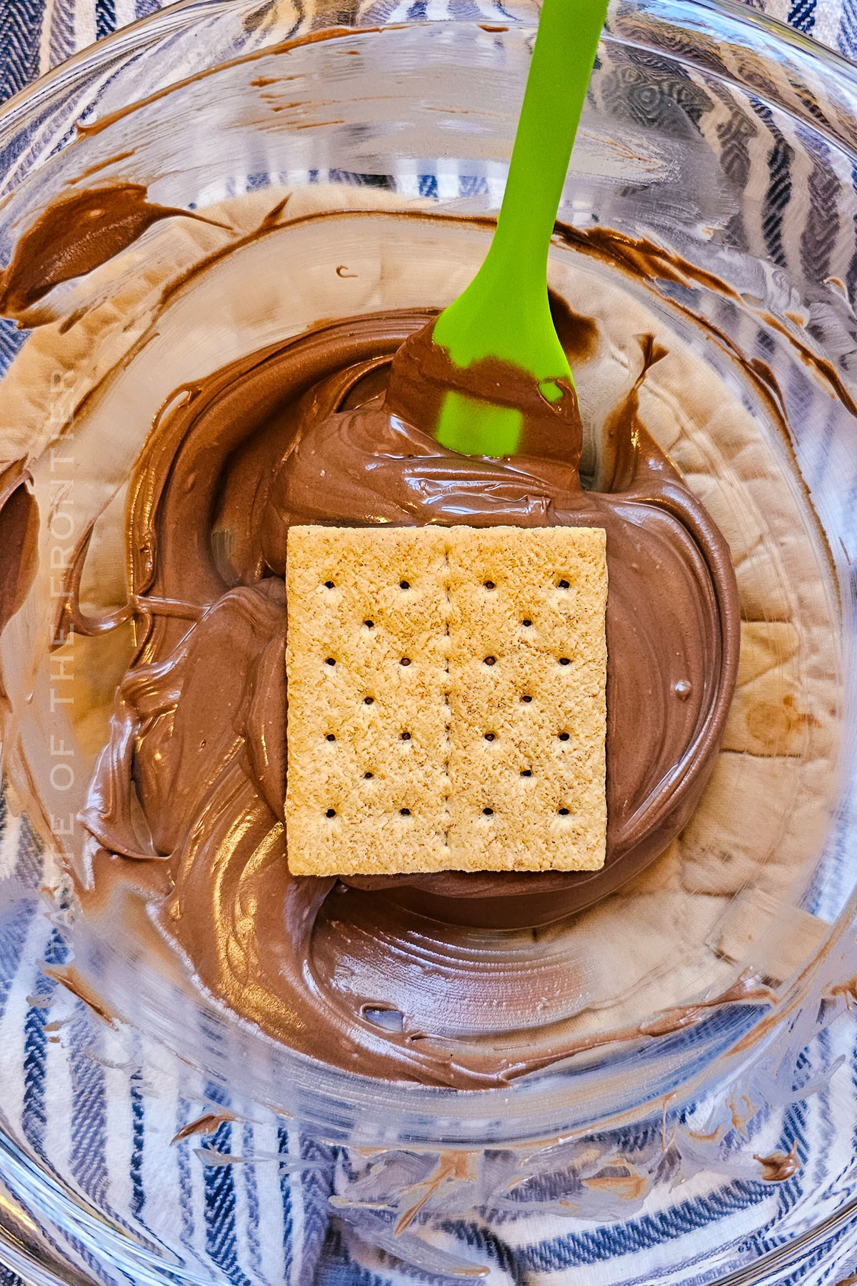 how to make Chocolate-Covered Graham Crackers