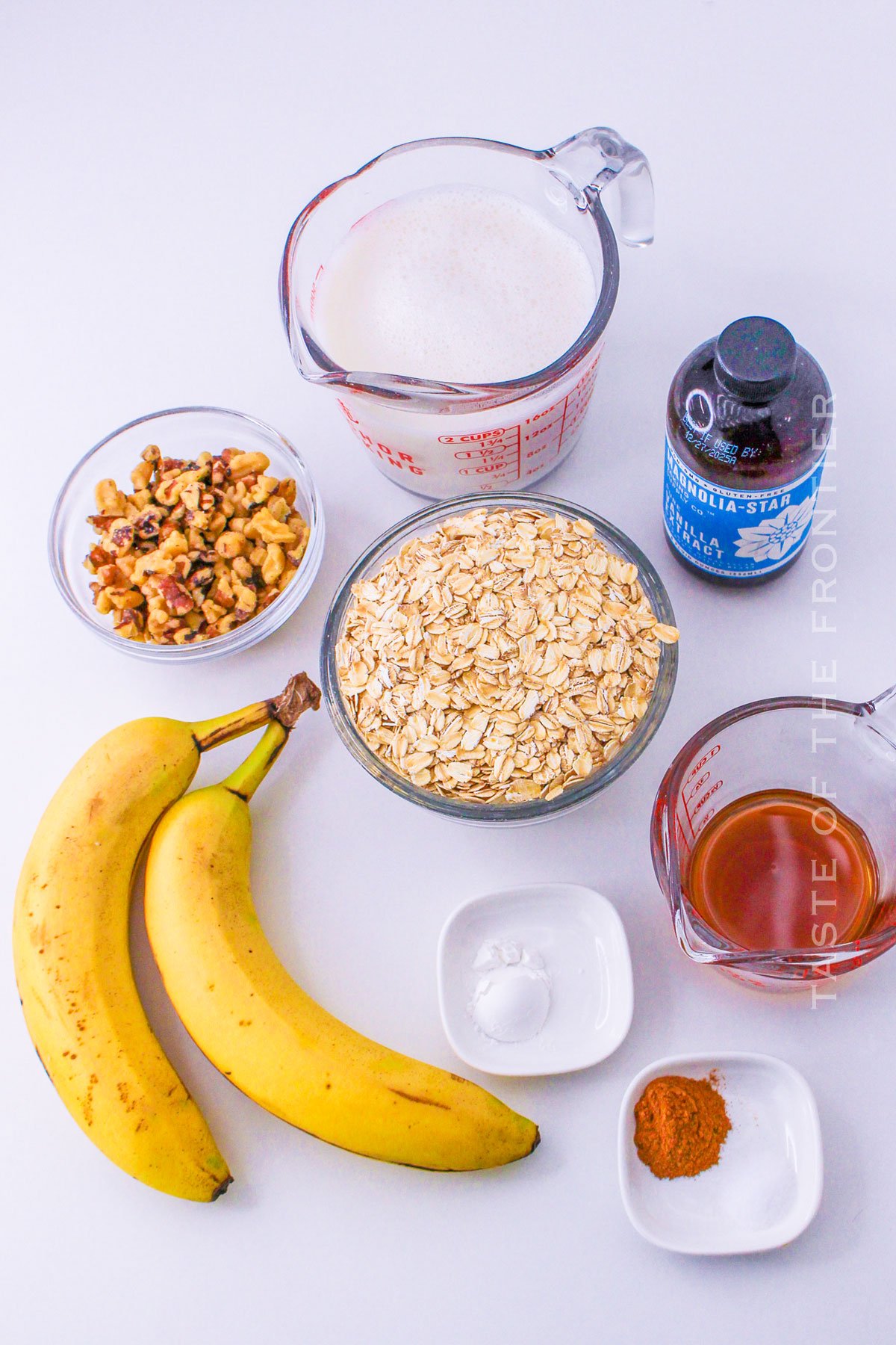 Banana Bread Baked Oatmeal ingredients