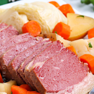 Slow Cooker Corned Beef and Cabbage