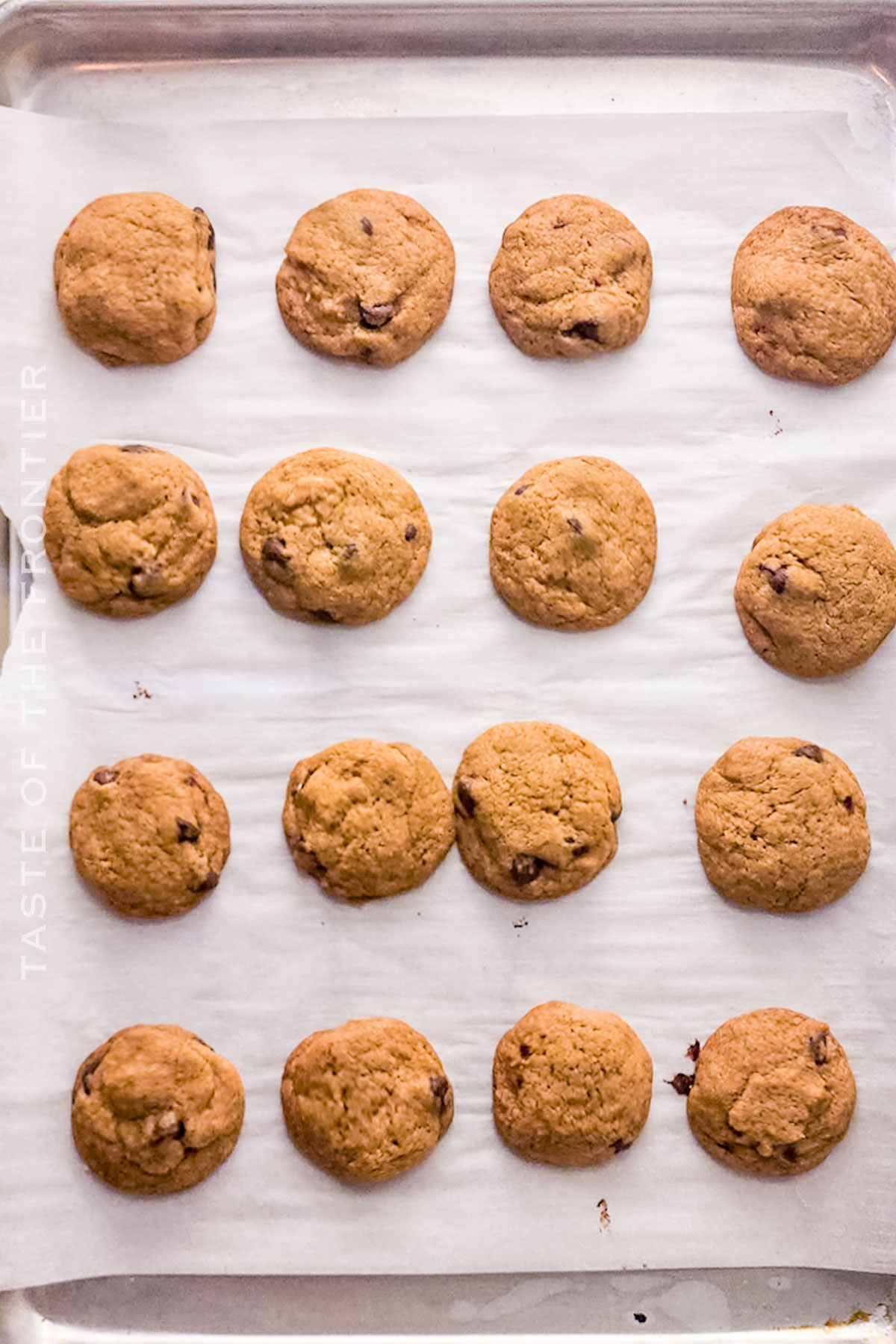 baked cookies