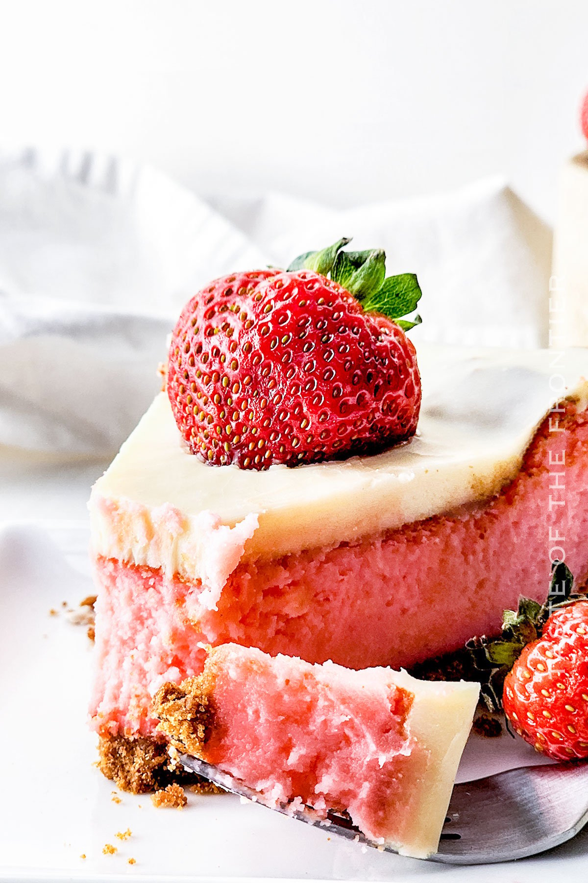 White Chocolate Strawberry Cheesecake