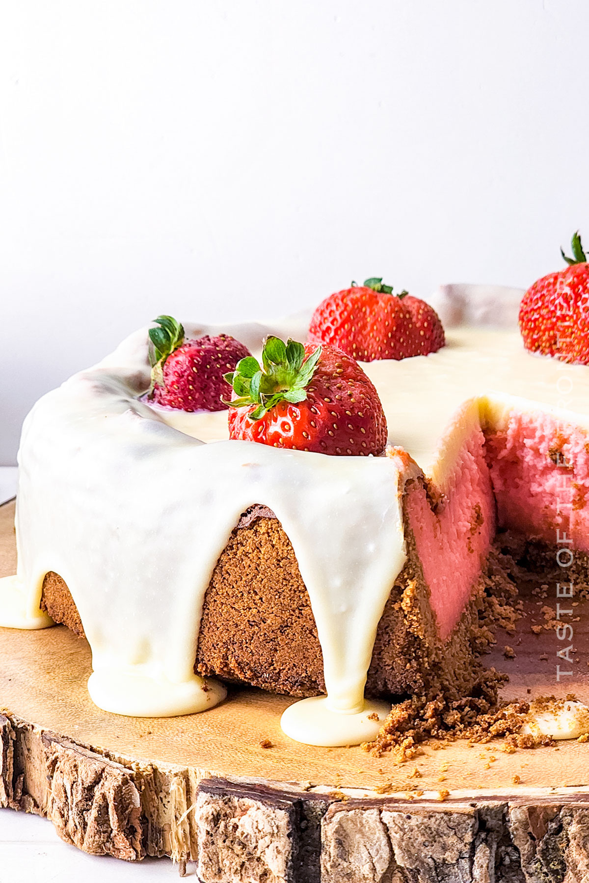 White Chocolate Strawberry Cheesecake recipe