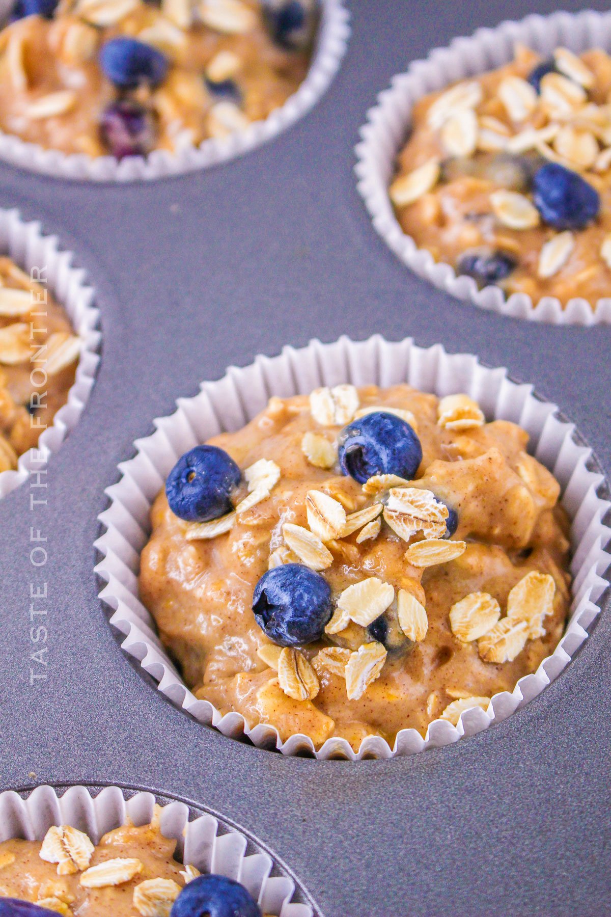 how to make Banana Blueberry Oatmeal Muffins
