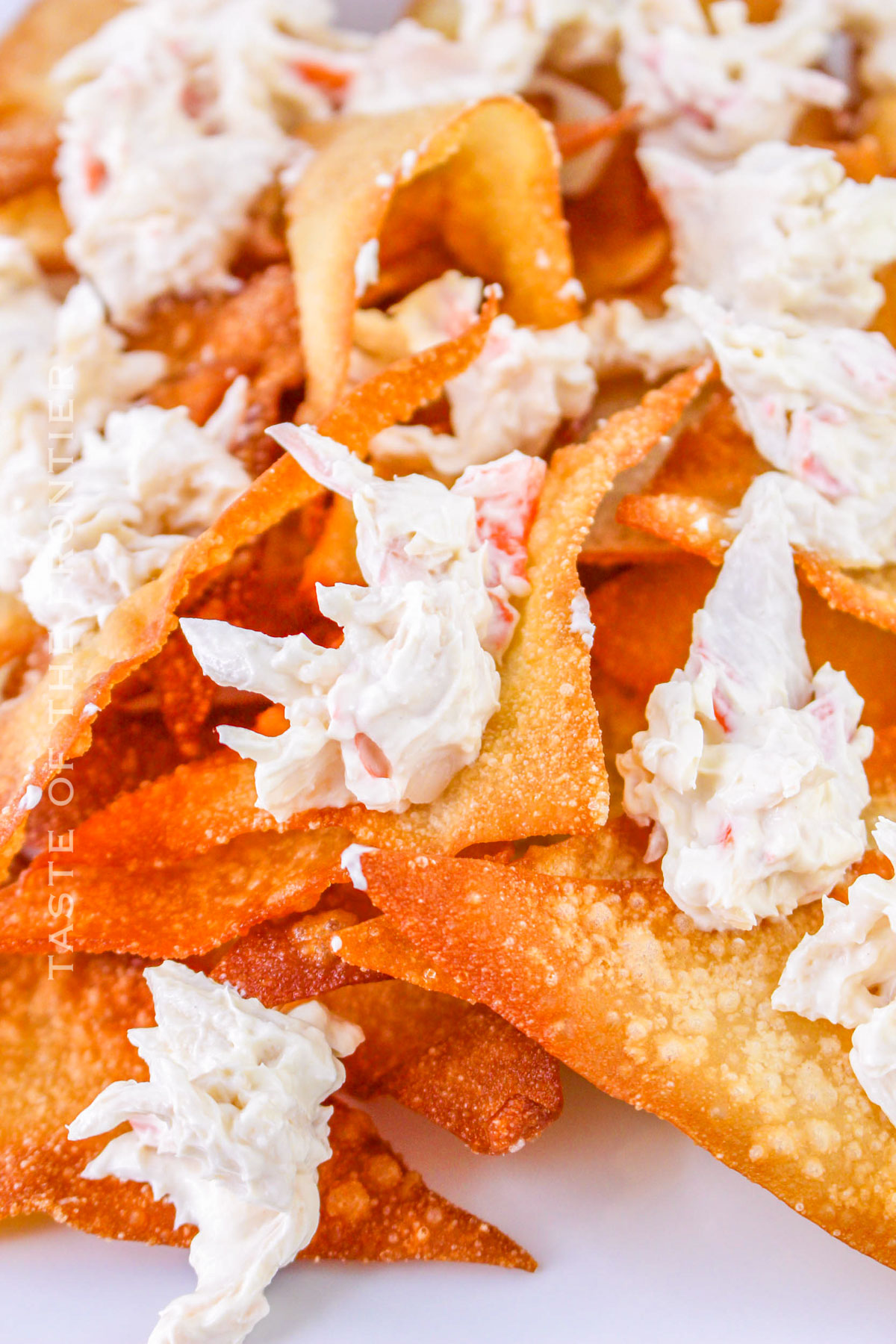 how to make Crab Rangoon Nachos