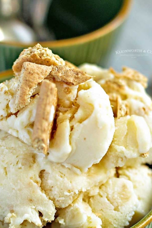 how to make Banana Cream Pie Frozen Yogurt