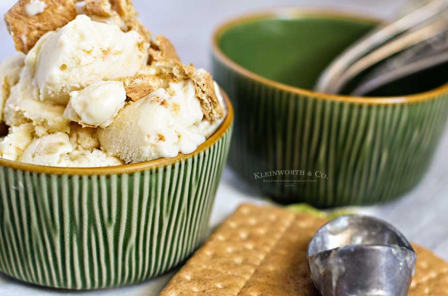 summer recipe - Banana Cream Pie Frozen Yogurt