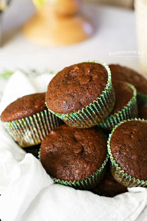 how to make Chocolate Zucchini Muffins