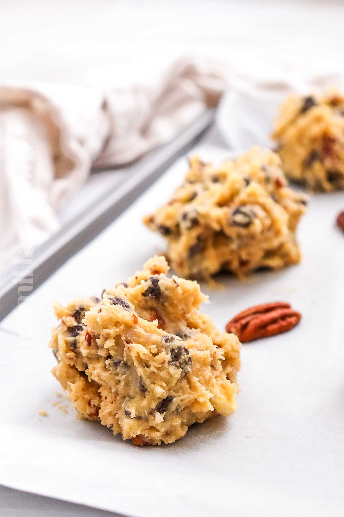 how to make Levain Bakery Cookies