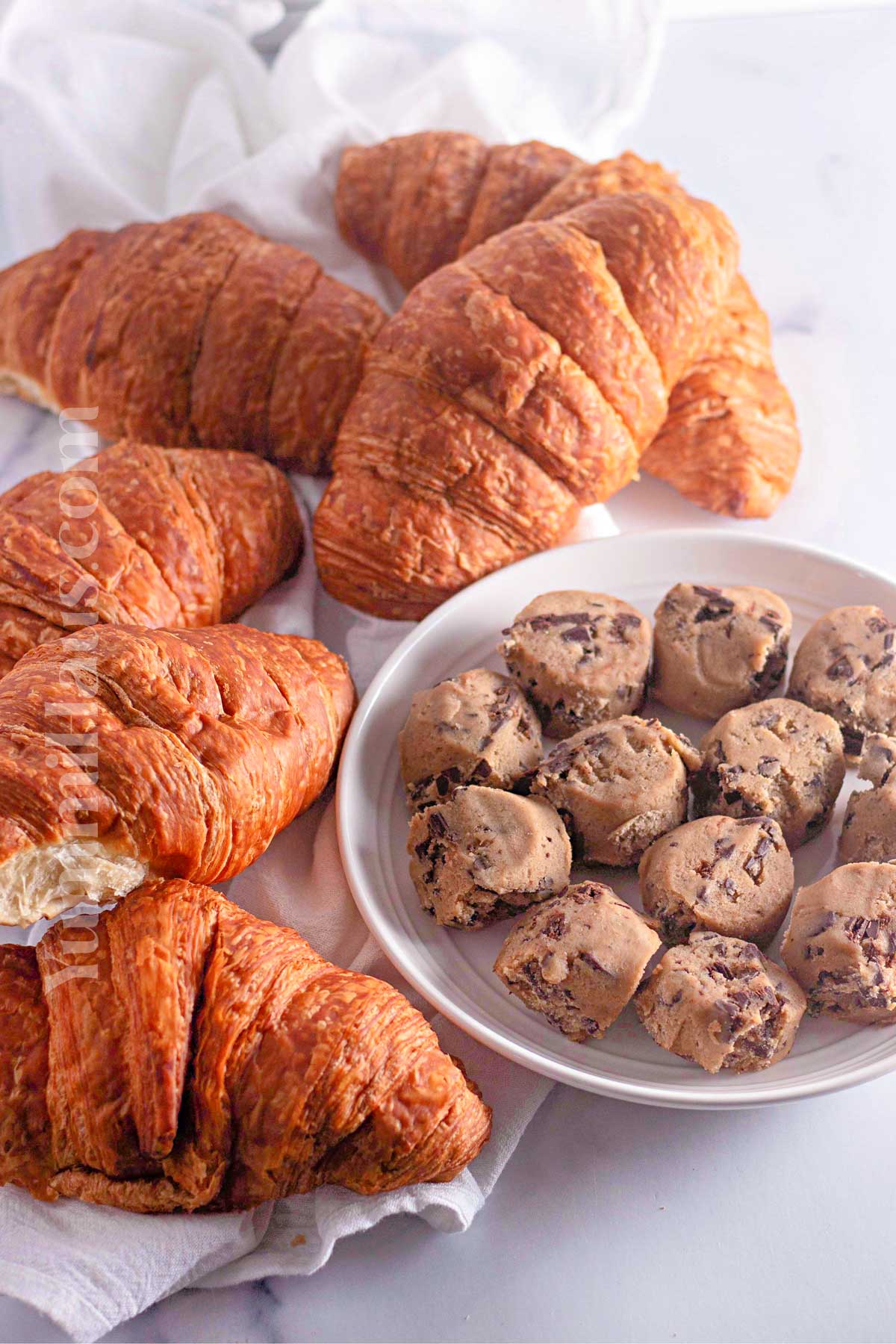 making croissants with cookie dough