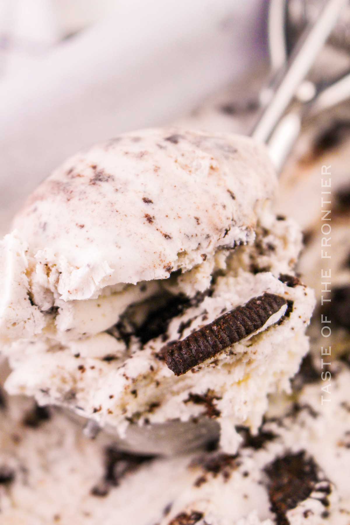 frozen Oreo dessert