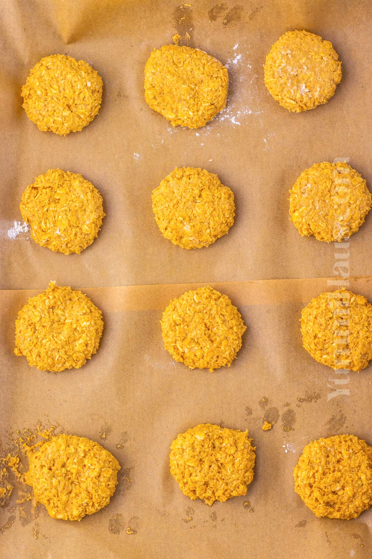 baked cookies