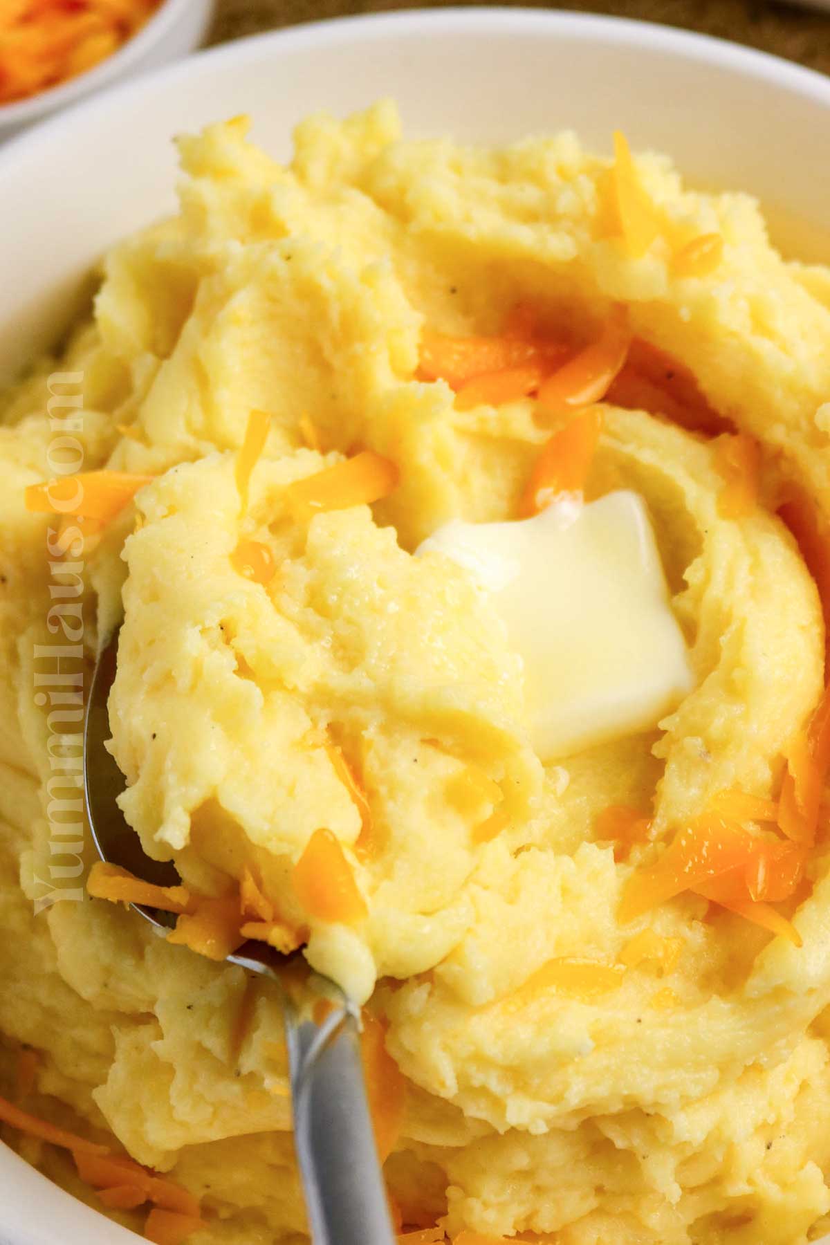 Mashed Potatoes with Cheese
