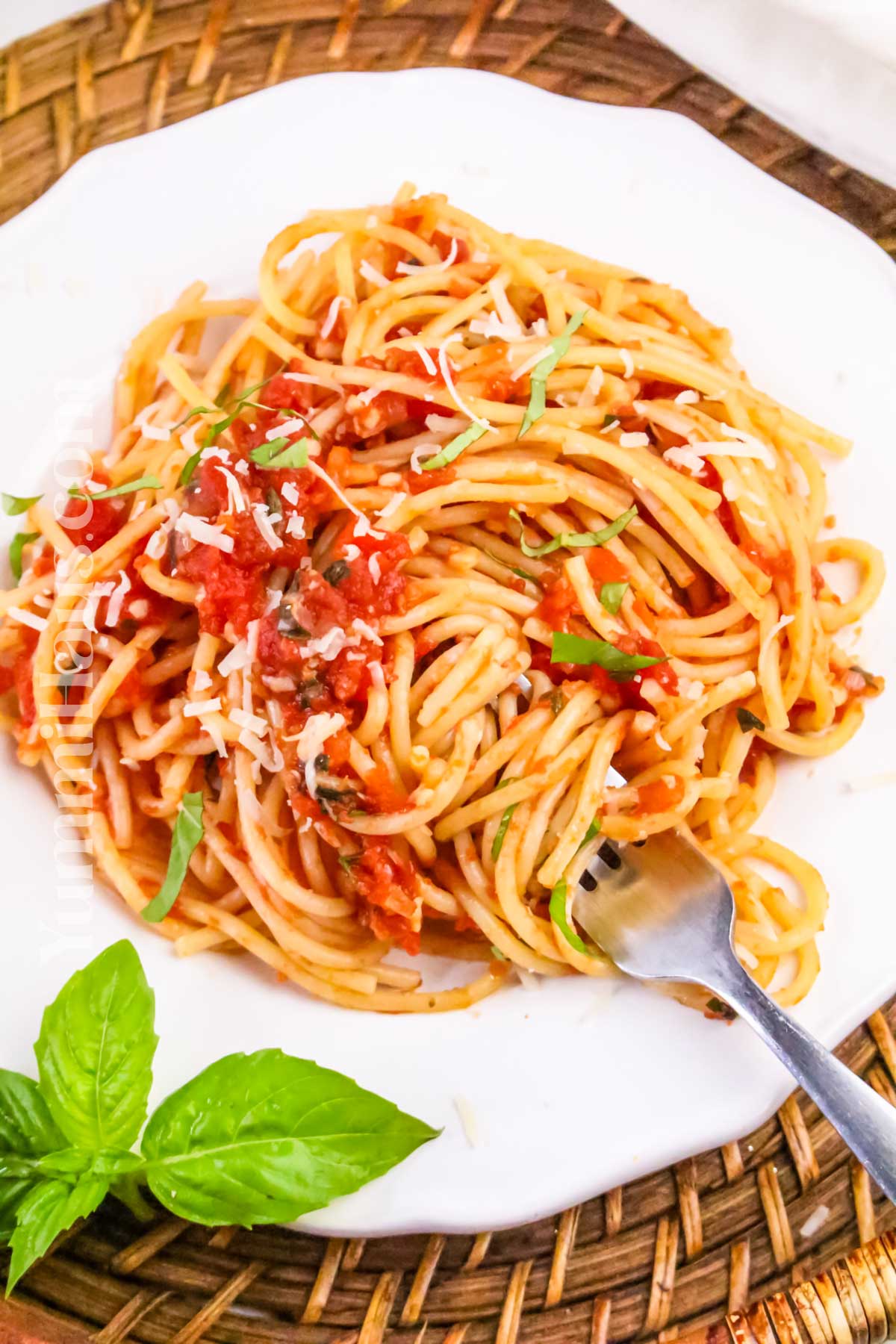 sauce and noodles