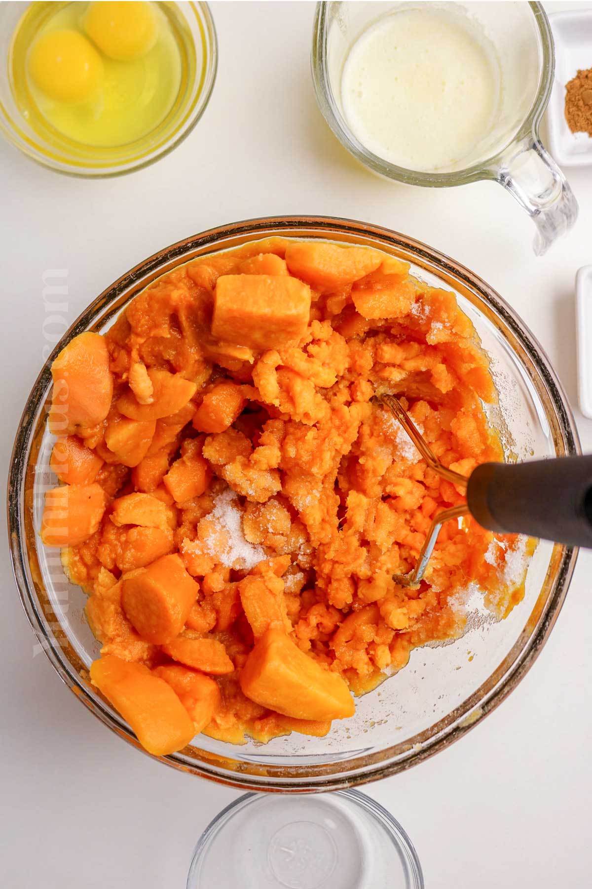 how to make Sweet Potato Casserole with Canned Sweet Potatoes
