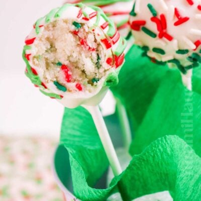 Christmas Cake Pops