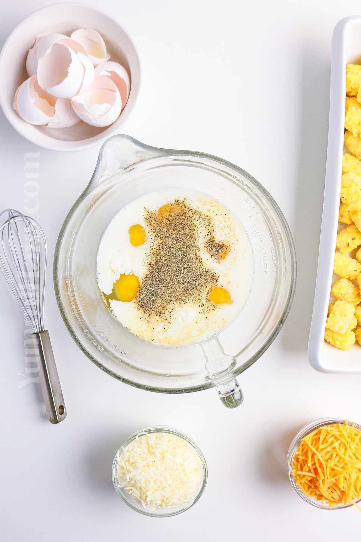 how to make Tatertot Breakfast Casserole