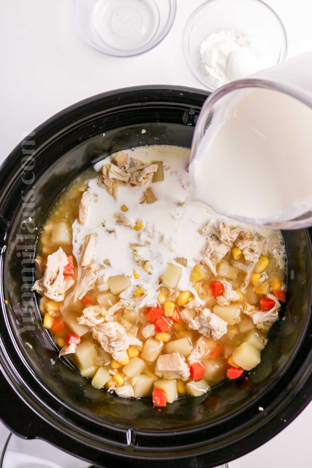 Slow Cooker Chicken and Corn Chowder