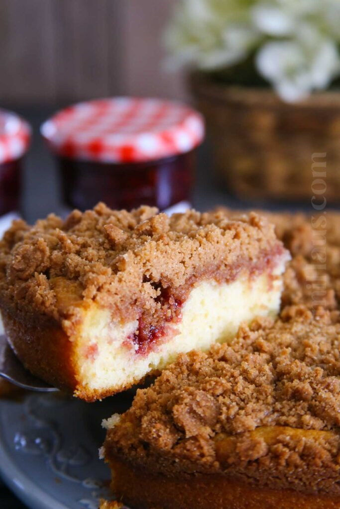 Raspberry Swirl Coffee Cake