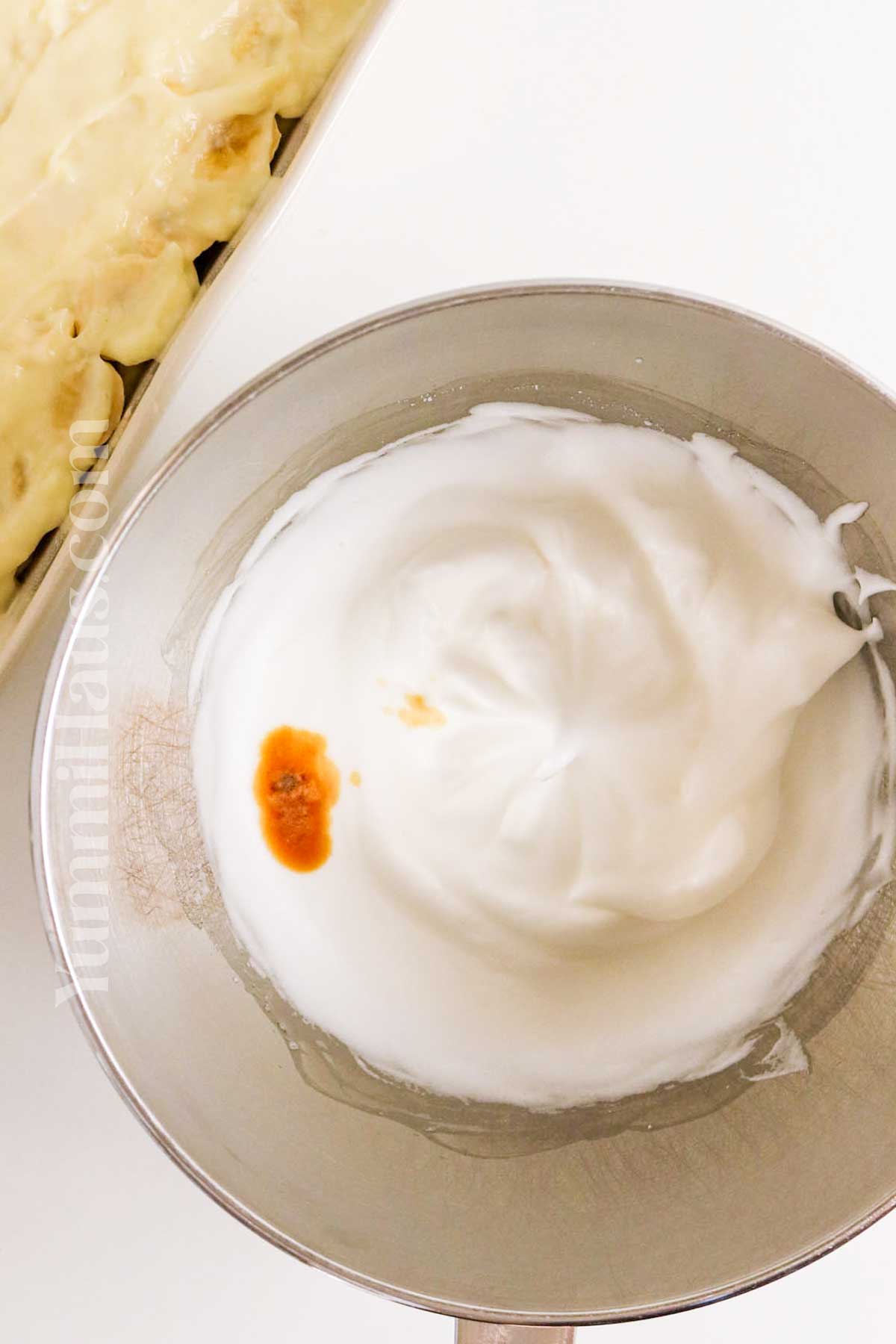 making meringue