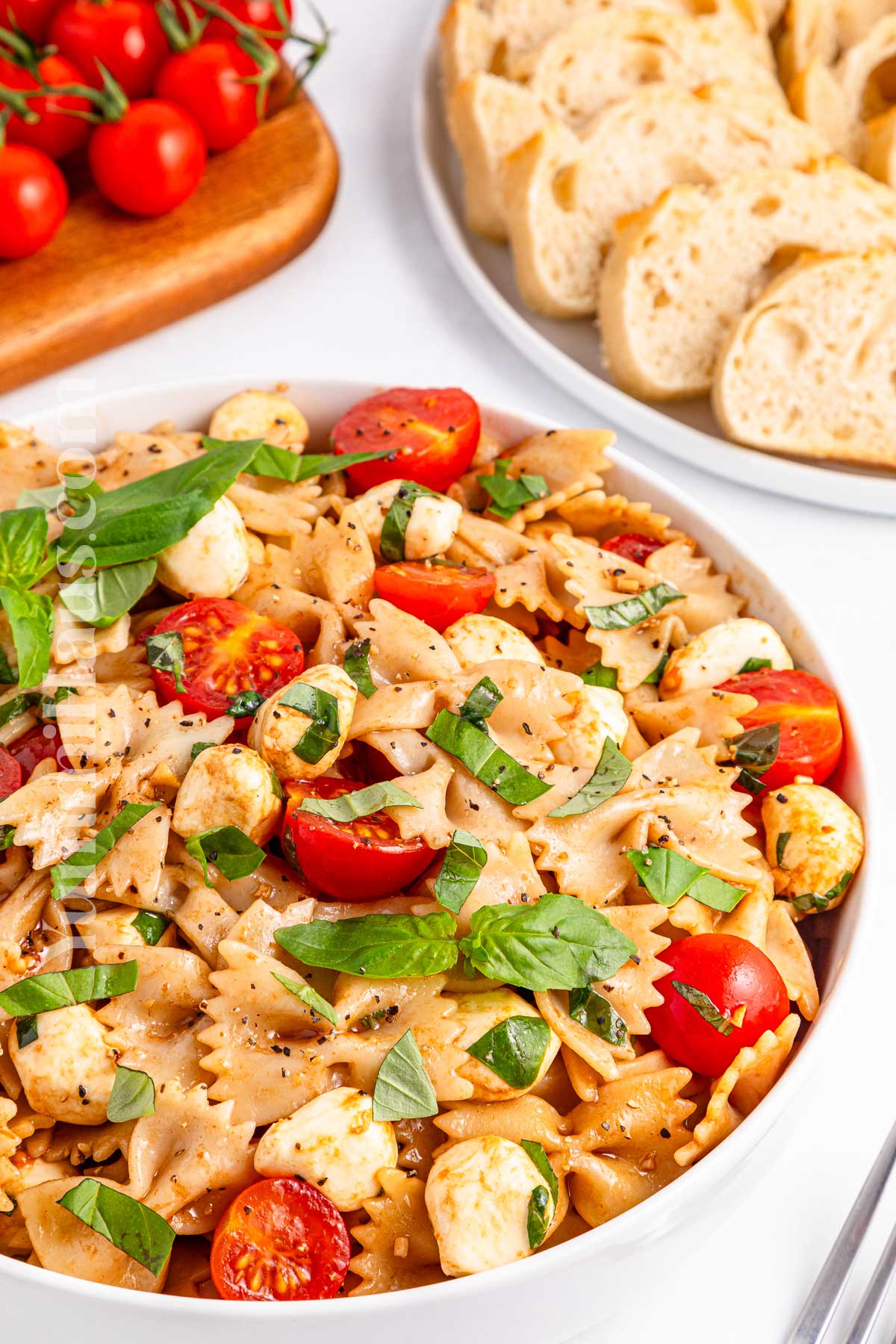 Caprese Pasta Salad recipe