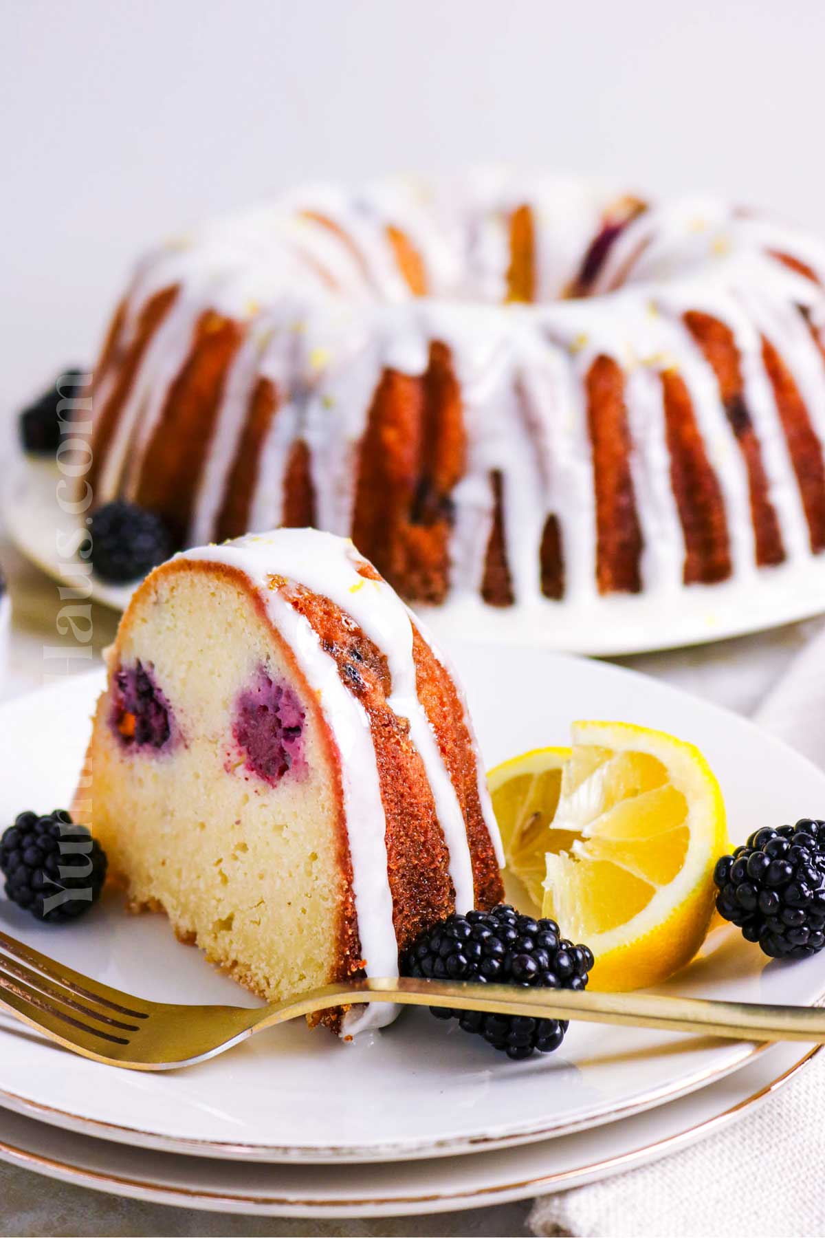 glazed bundt cake