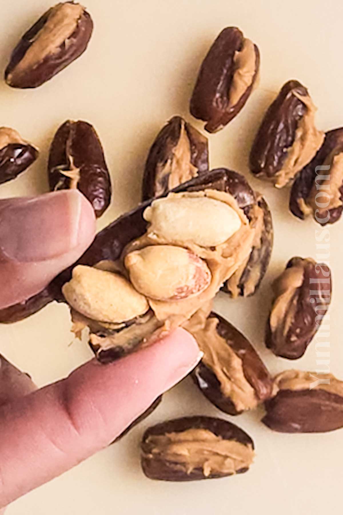 how to make Date Snickers