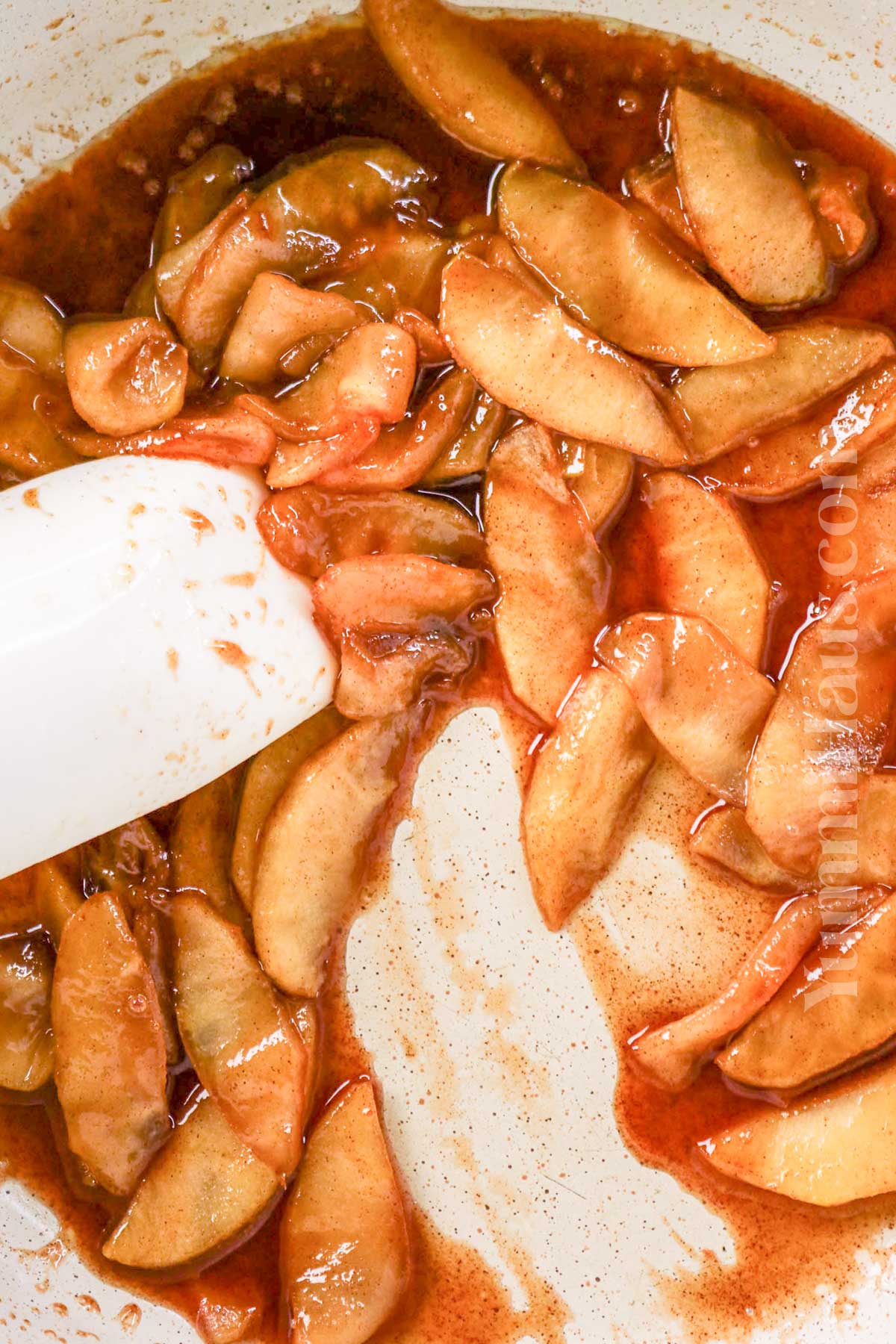 how to make Apples Caramelized