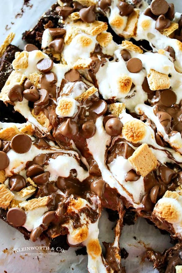 how to make Easy S’mores Brownies