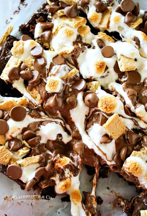 how to make Easy S’mores Brownies