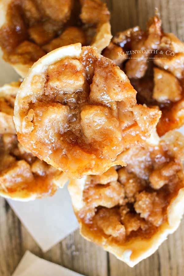 mini apple pies in muffin tin - Mini French Apple Pies
