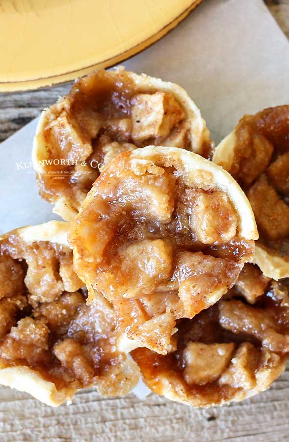 thanksgiving dessert - Mini French Apple Pies